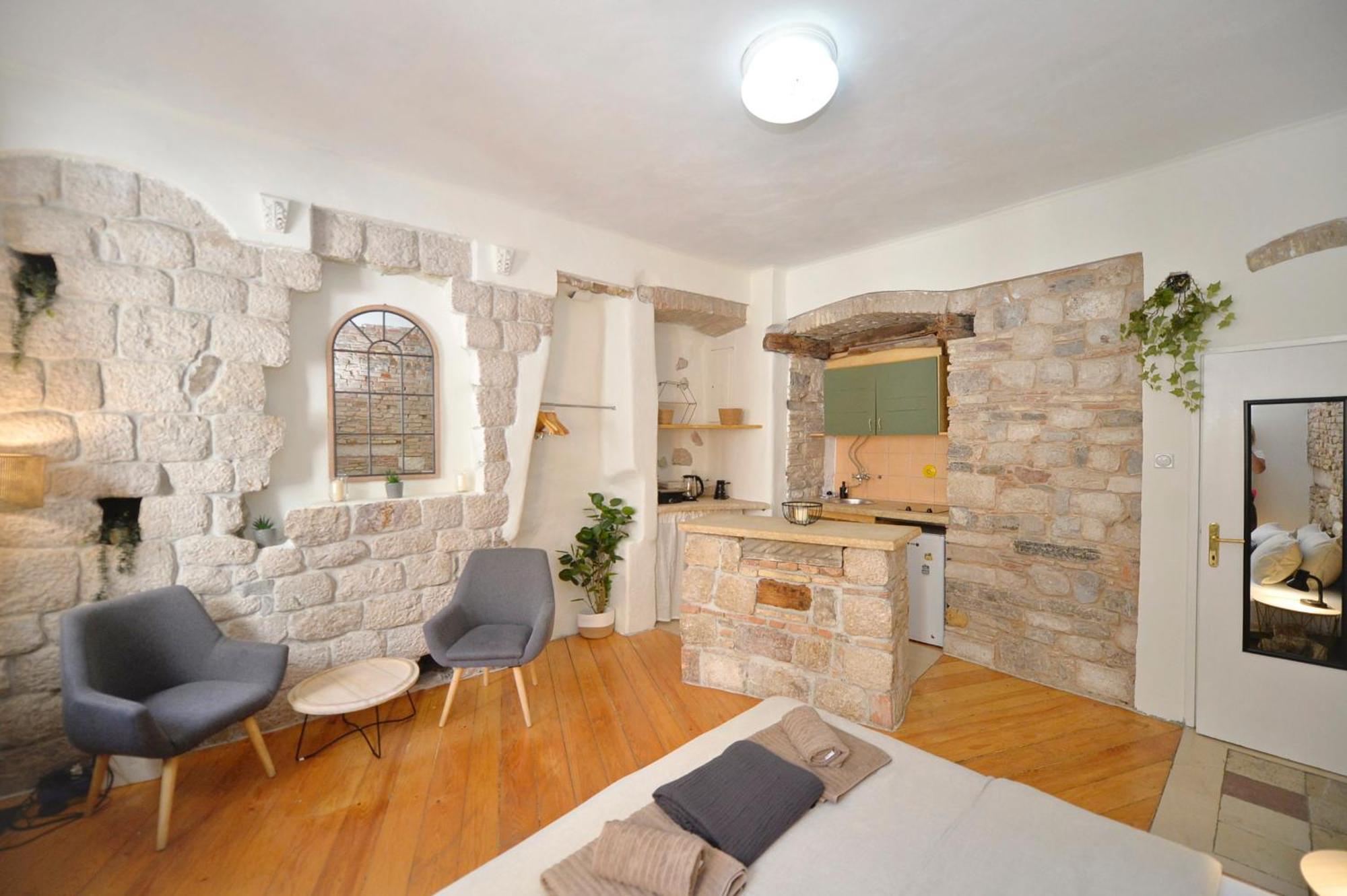 Charming Apartment In Kotor Exterior photo