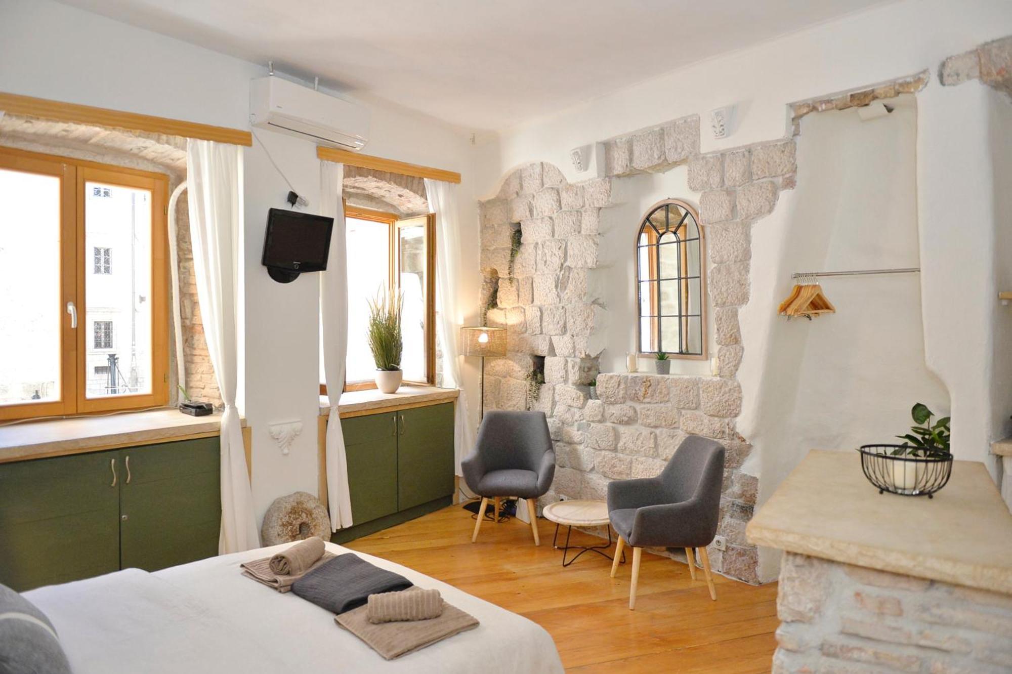 Charming Apartment In Kotor Exterior photo